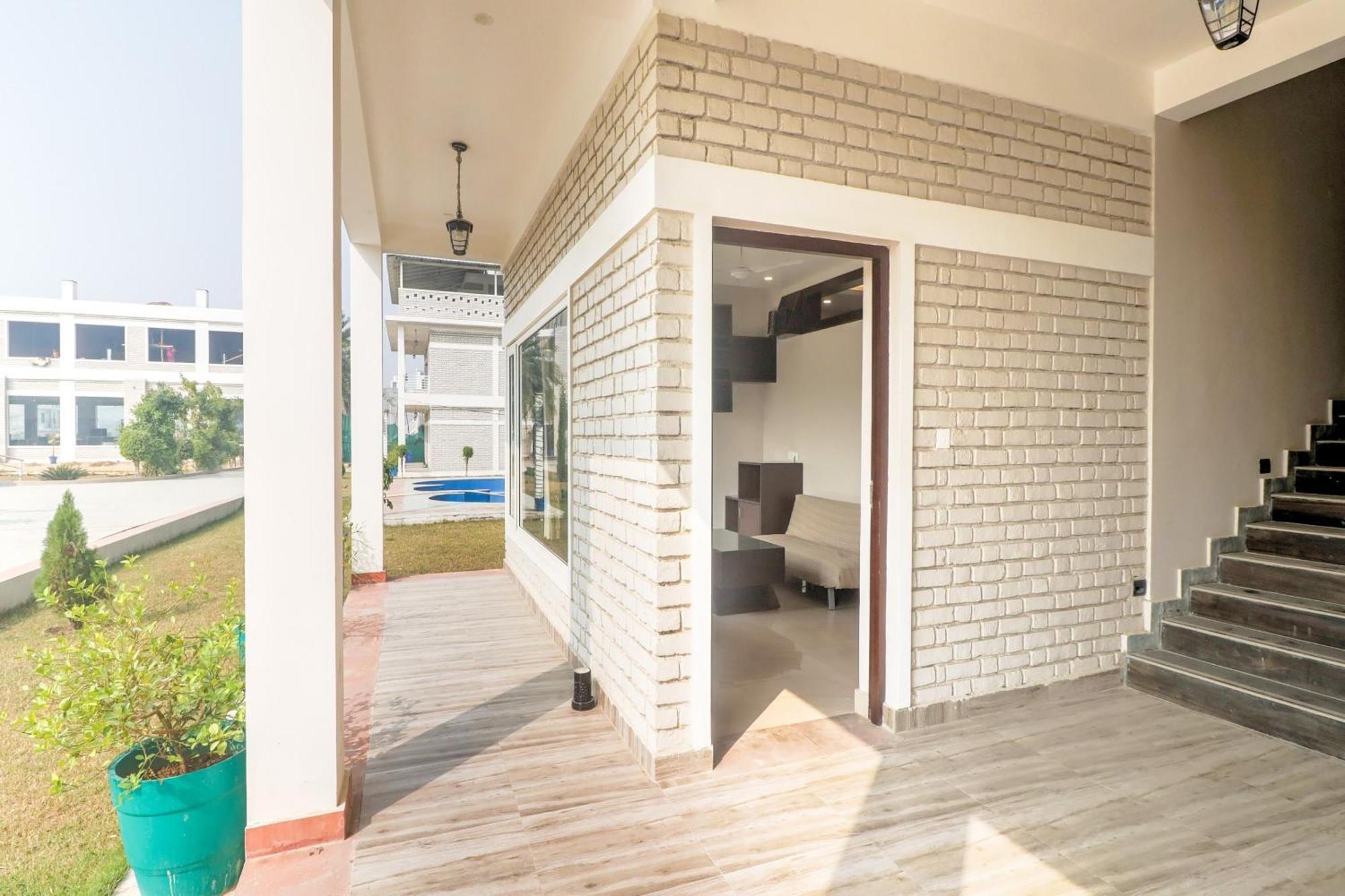 Townhouse Amaraa Farms Near Lulu Hypermarket لاكناو المظهر الخارجي الصورة