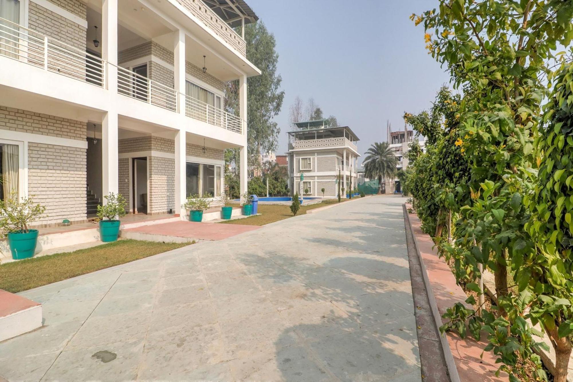 Townhouse Amaraa Farms Near Lulu Hypermarket لاكناو المظهر الخارجي الصورة