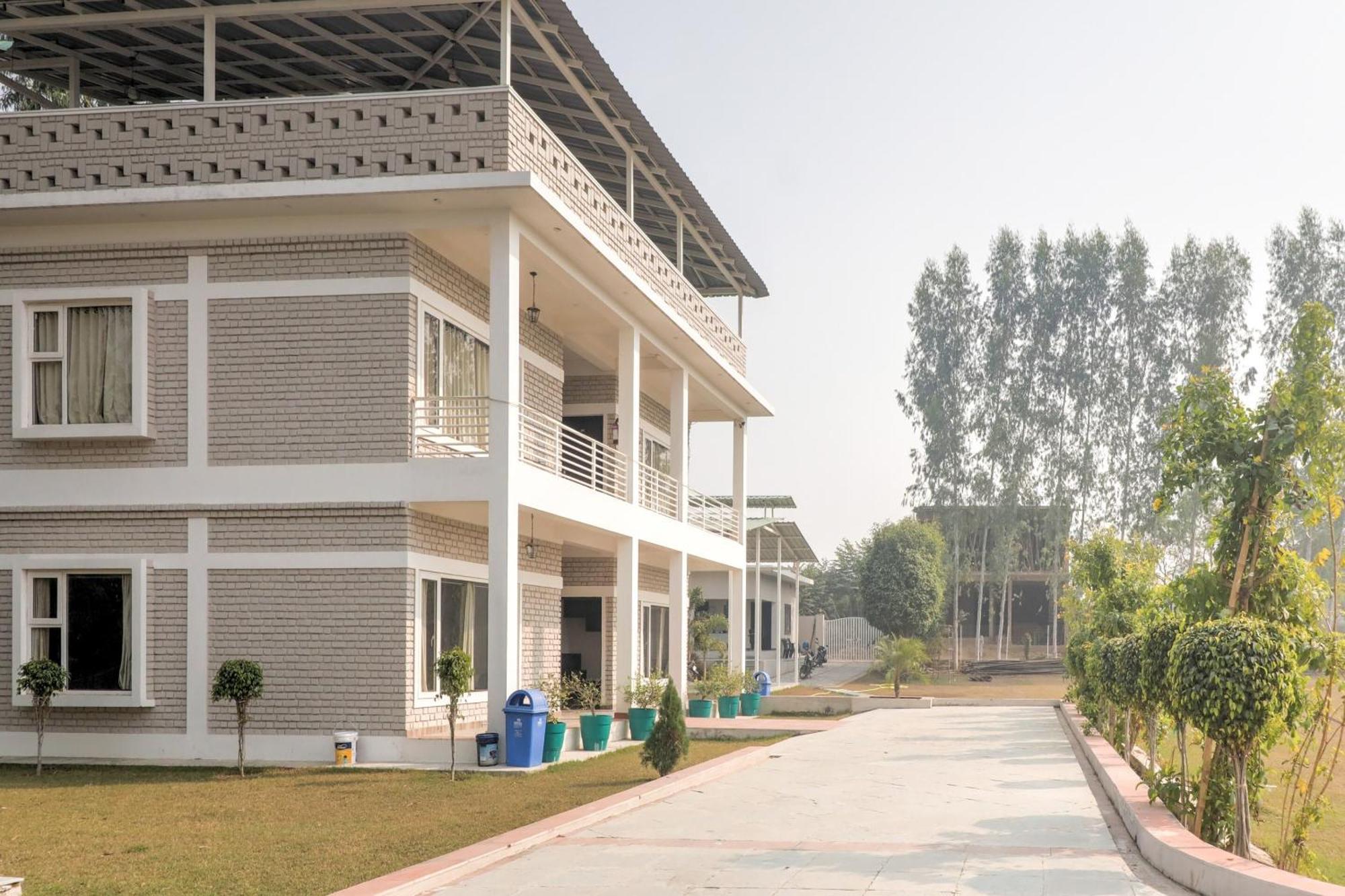 Townhouse Amaraa Farms Near Lulu Hypermarket لاكناو المظهر الخارجي الصورة