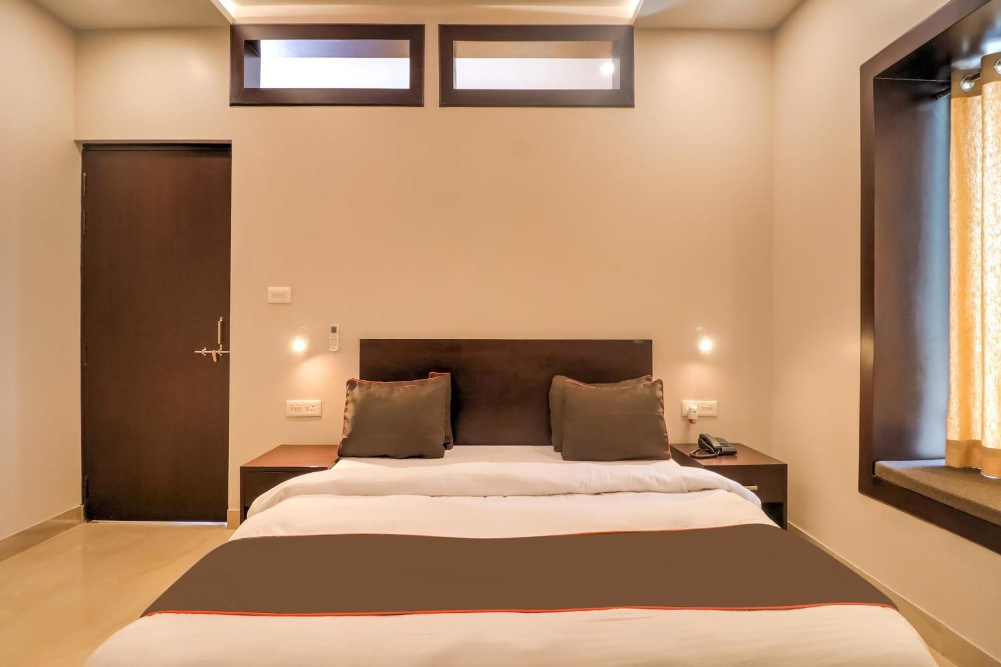 Townhouse Amaraa Farms Near Lulu Hypermarket لاكناو المظهر الخارجي الصورة